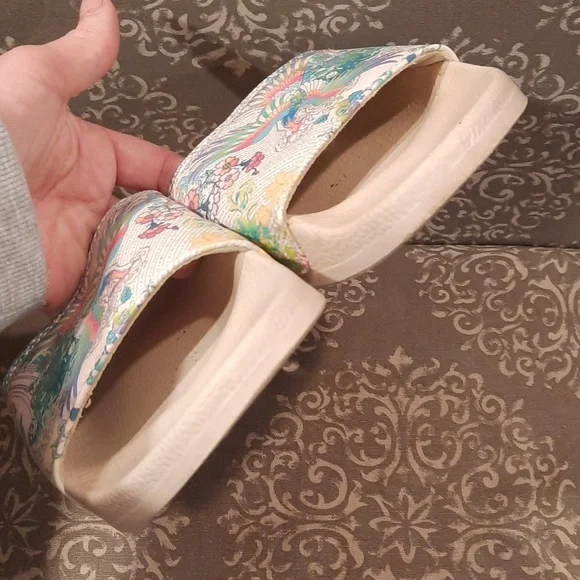 Johnny Was Light Dreamer pool slides - Picture 4 of 10